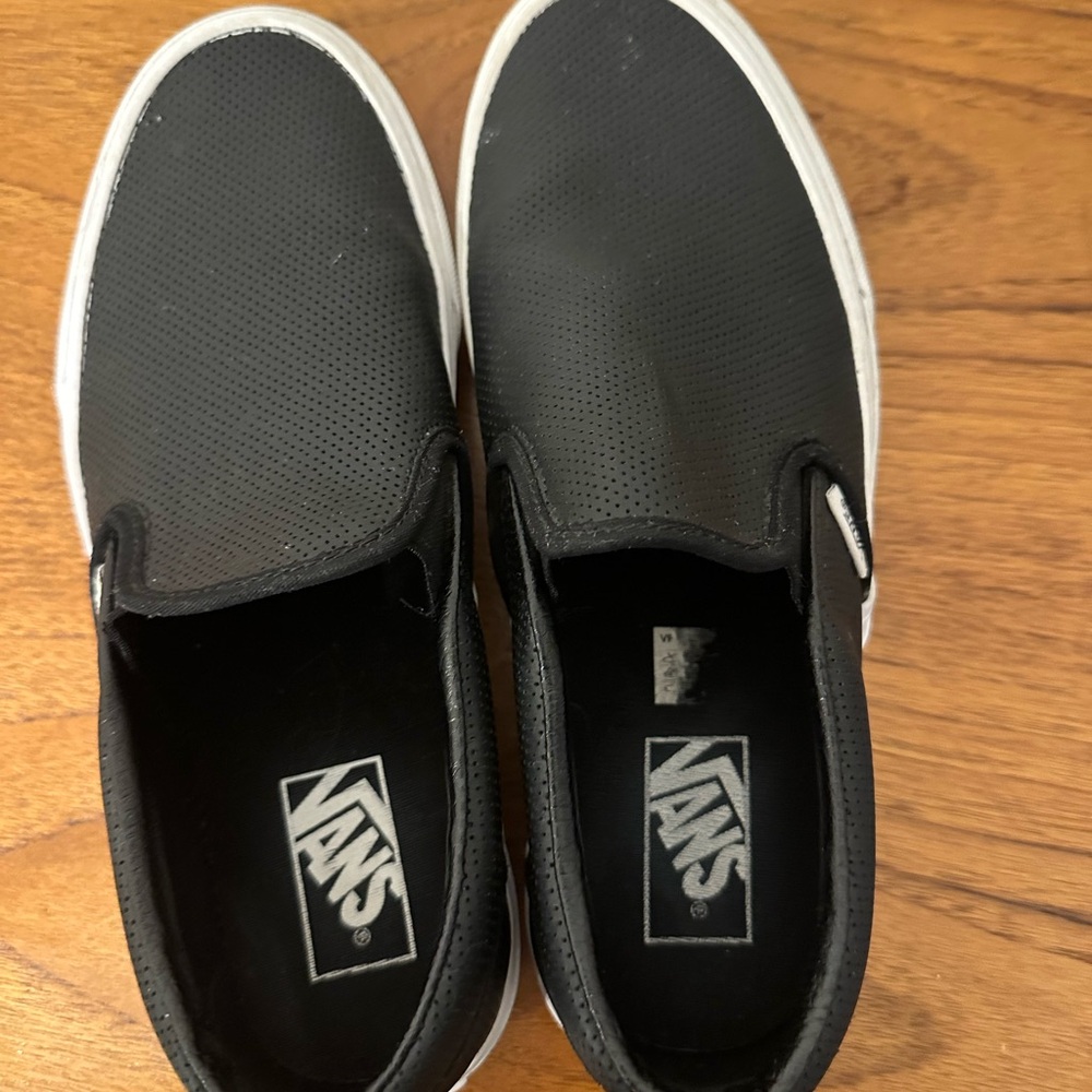 Vans Classic Black Leather Black Slip-Ons 9.5 W and 8 M
